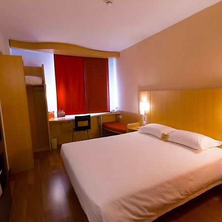 Hotel Ibis Shenyang Tiexi Buitenkant foto