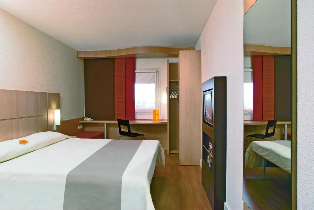 Hotel Ibis Shenyang Tiexi Kamer foto