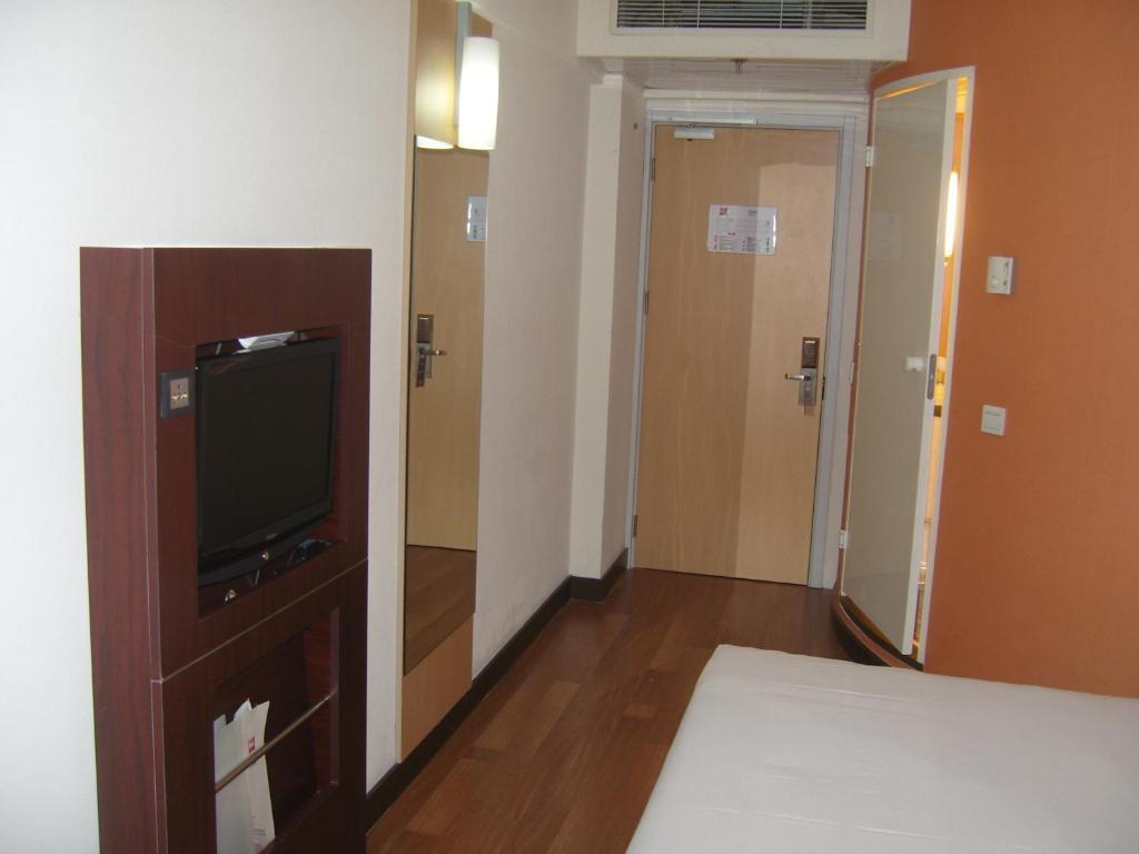 Hotel Ibis Shenyang Tiexi Kamer foto