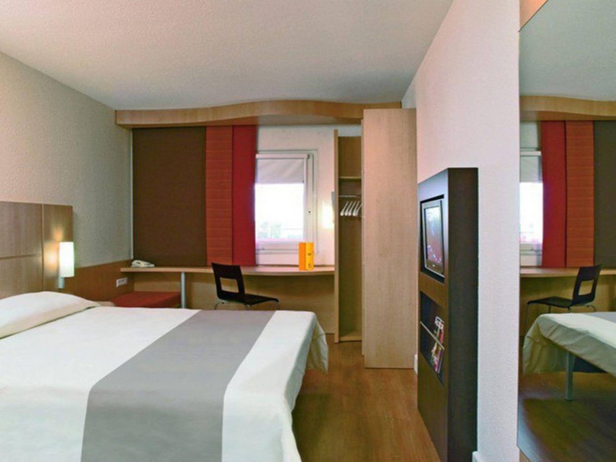 Hotel Ibis Shenyang Tiexi Buitenkant foto