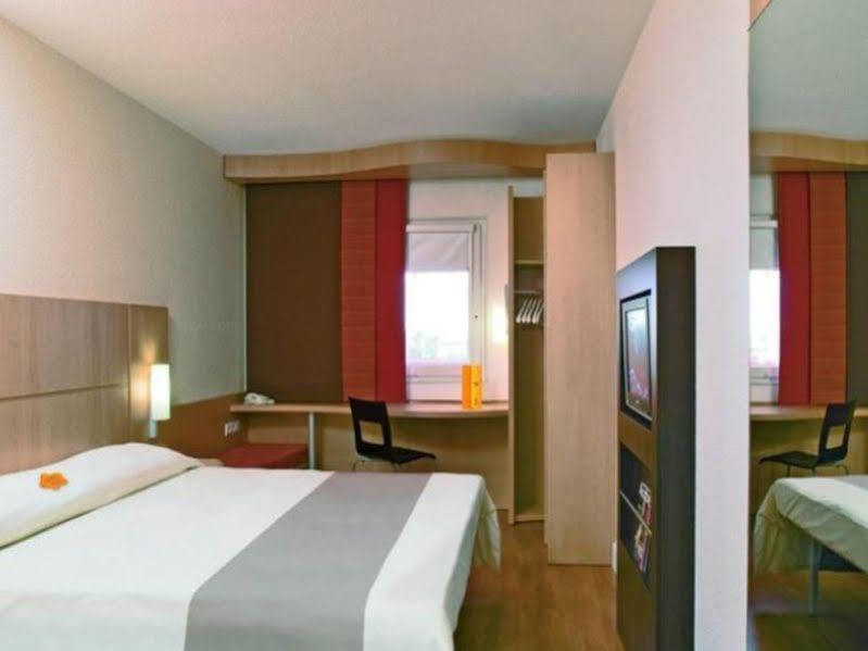 Hotel Ibis Shenyang Tiexi Buitenkant foto