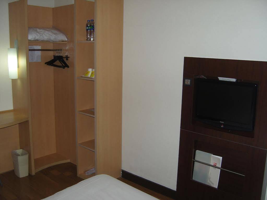 Hotel Ibis Shenyang Tiexi Buitenkant foto